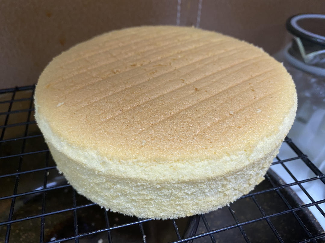 八寸戚风蛋糕