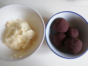 紫薯花朵夹馅面包的做法 步骤4