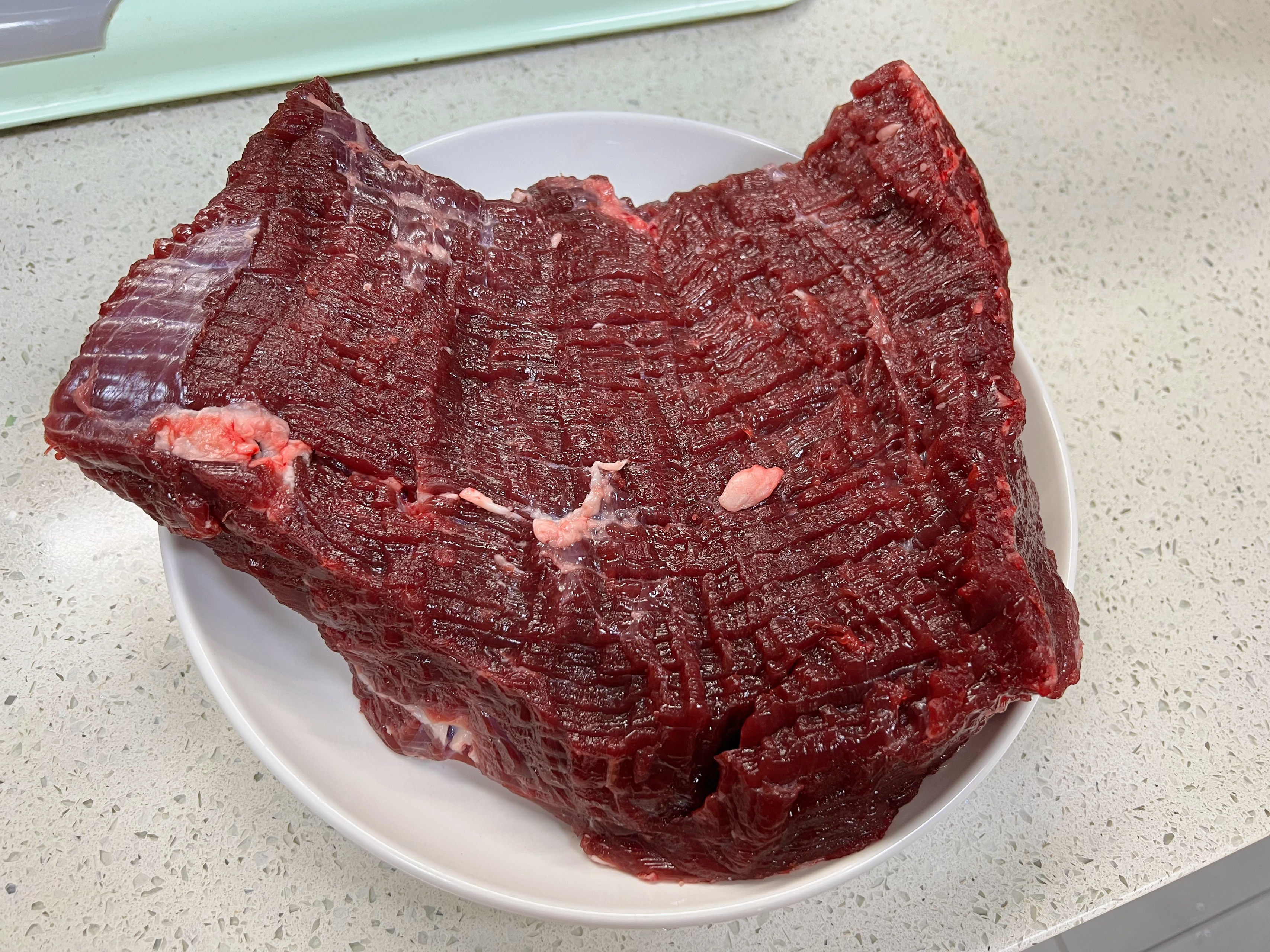 家庭版自制低脂高蛋白小零食——五香牛肉干的做法 步骤1