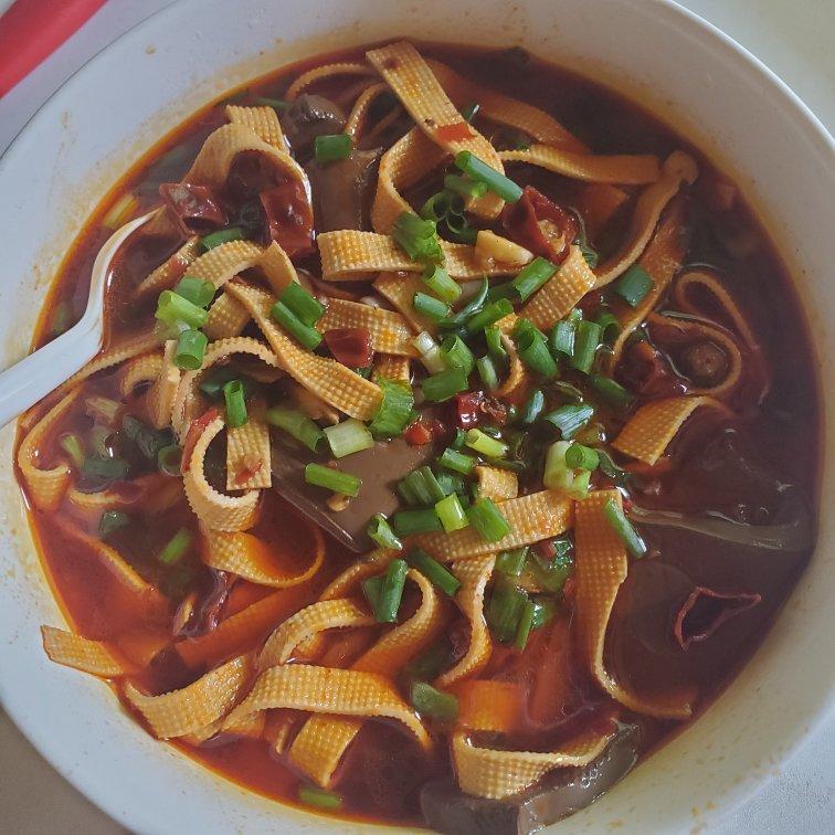 香辣嫩滑，好吃到哭的香辣鸭血～巨过瘾❗️