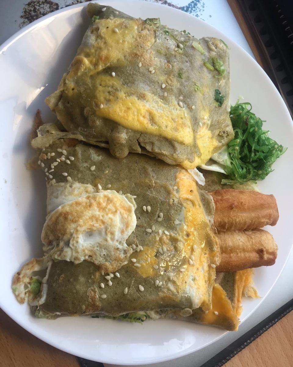 天津卫的早餐～煎饼果子