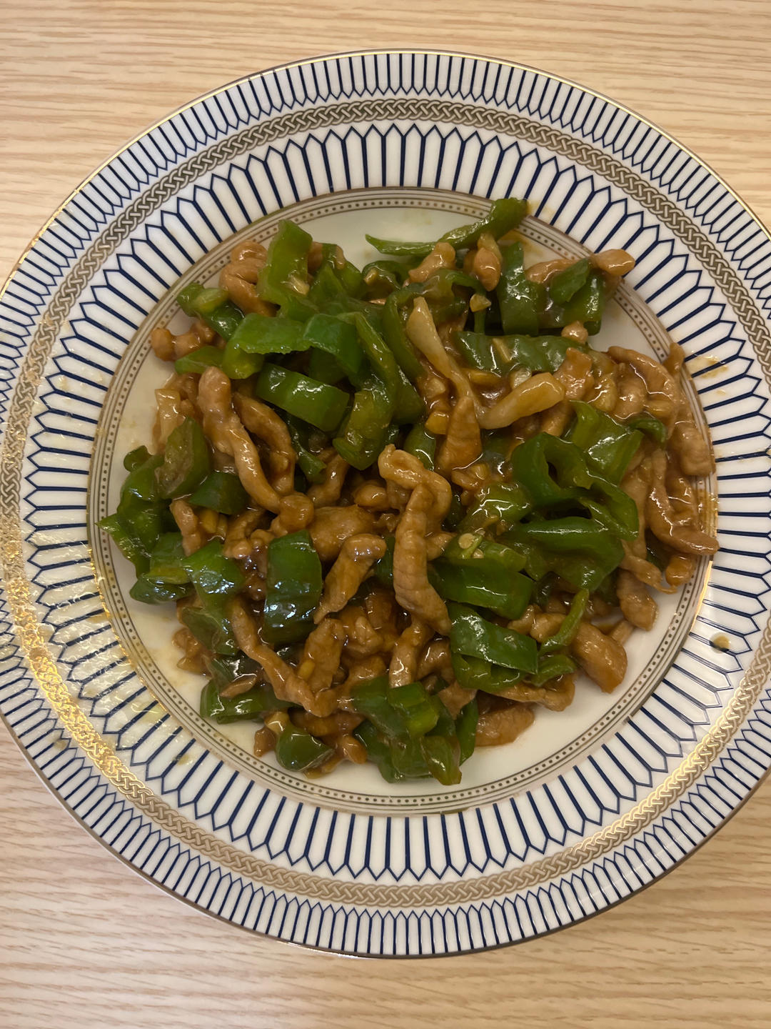 ‼️好吃到舔盘的青椒肉丝盖浇饭