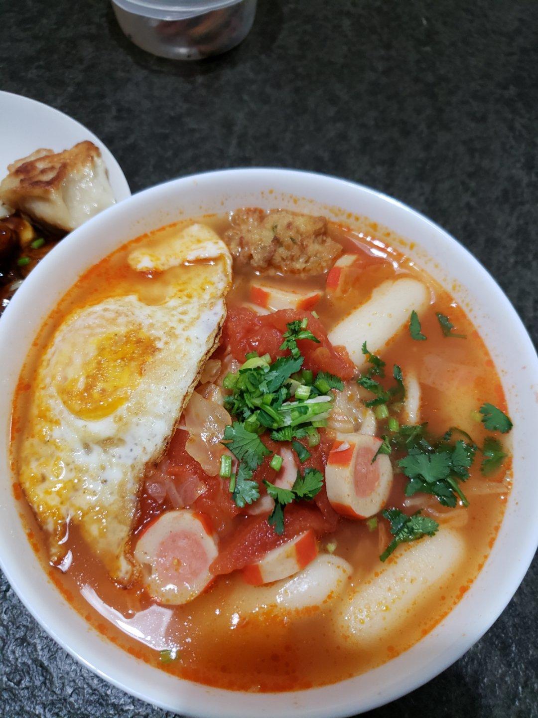 西红柿浓汤乌冬面