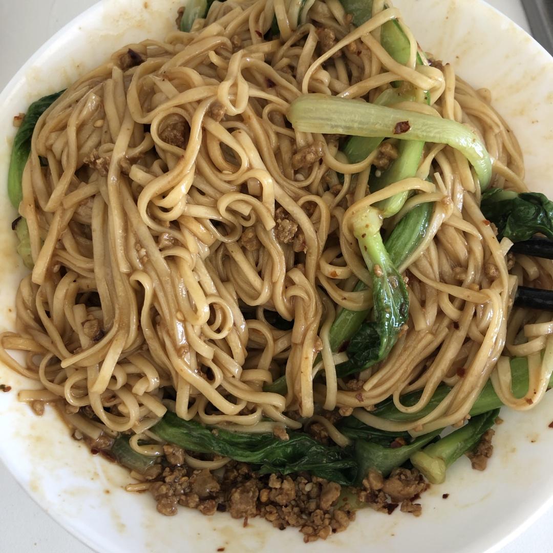 素椒杂酱面