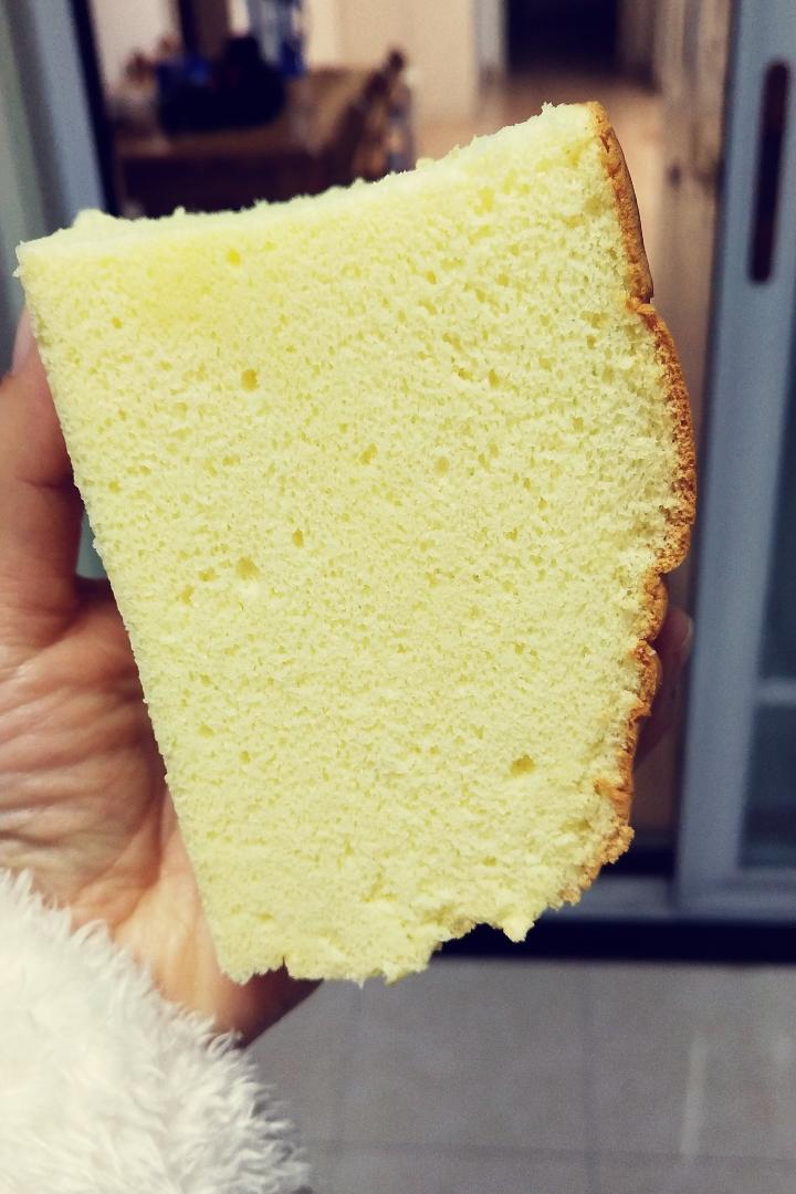 烤箱做蛋糕（戚风蛋糕的做法）