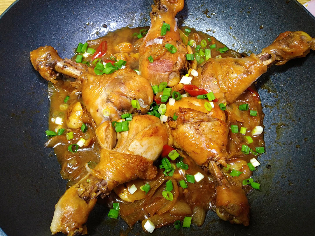 超简单的-洋葱烧鸡腿