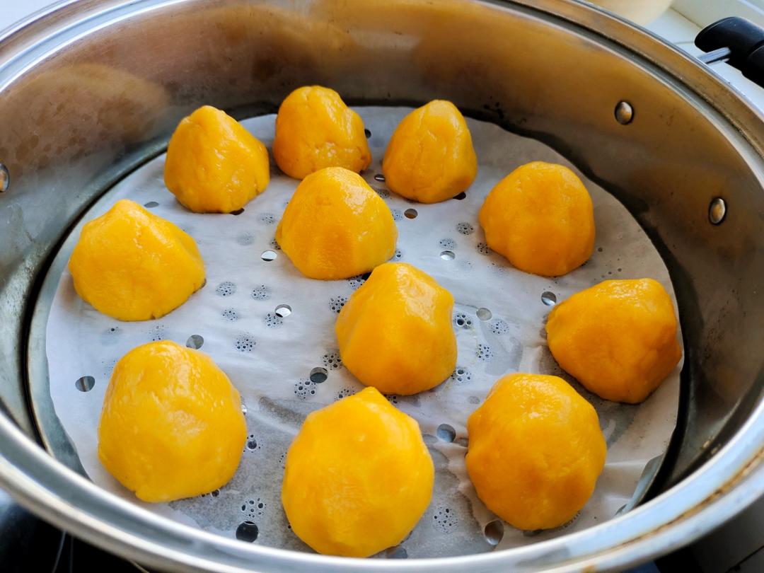 纯玉米面窝窝头(烫面.不发酵)