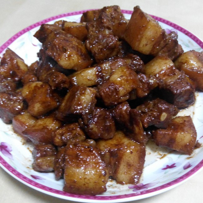 不焯水不放油的家常红烧肉