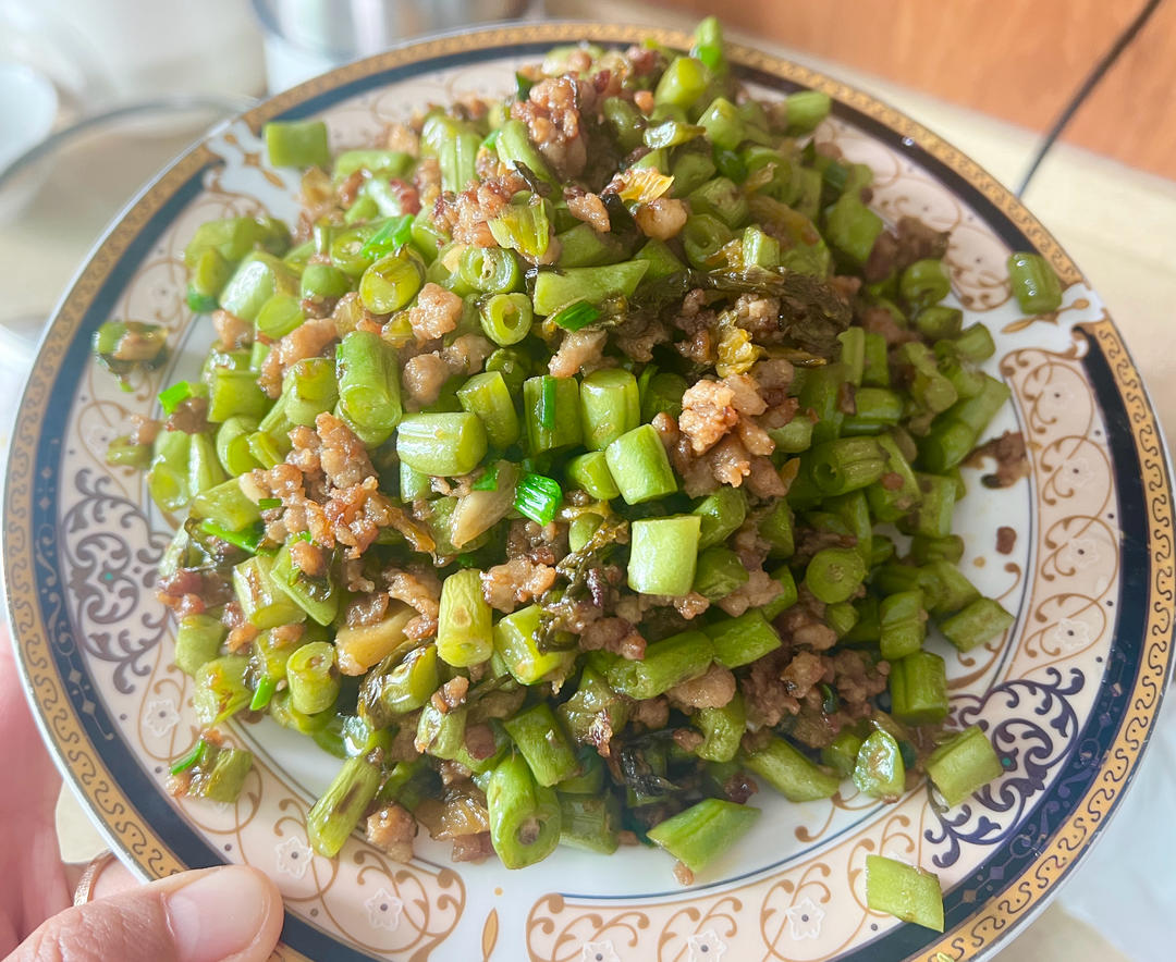 肉沫豆角下饭菜