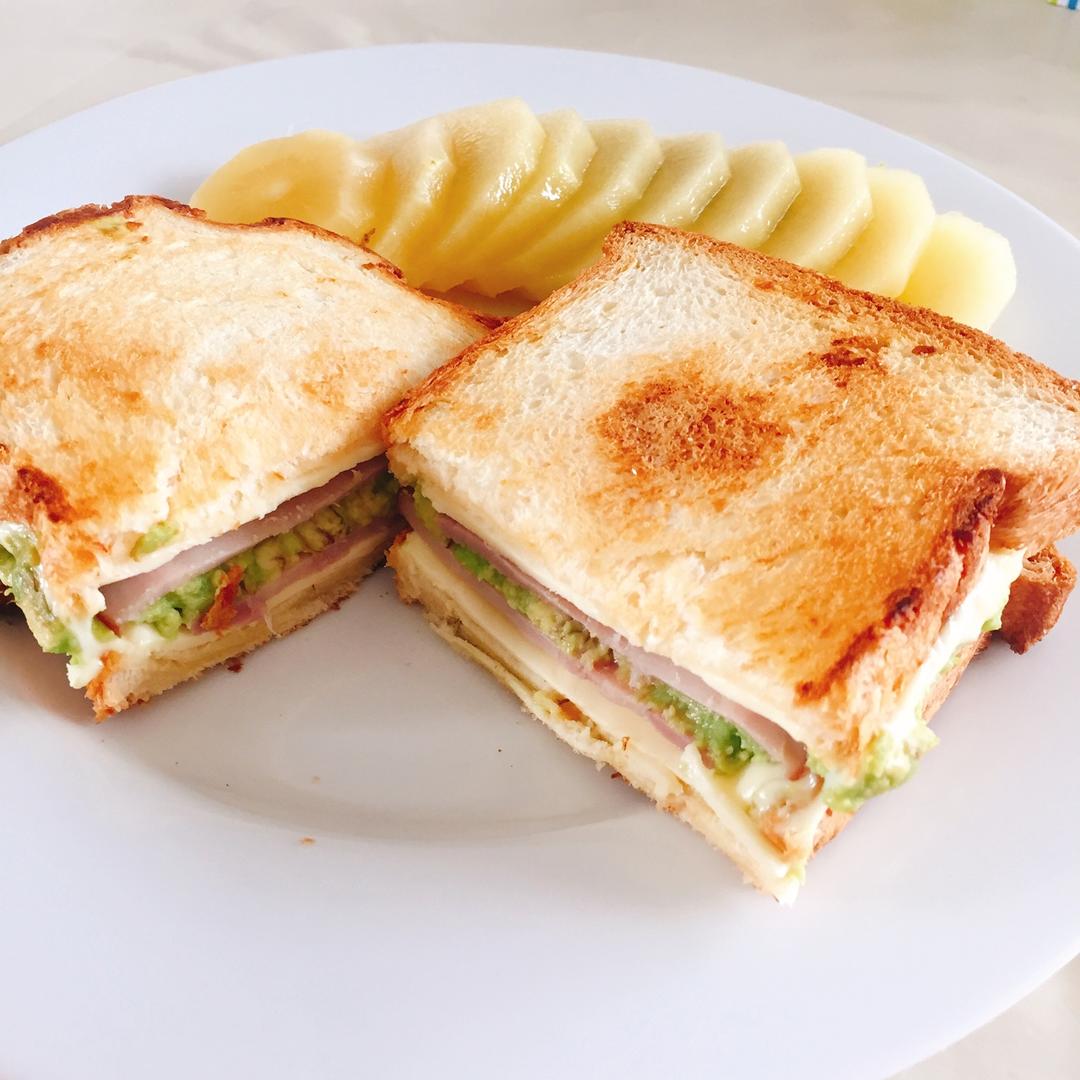 牛油果早餐三明治 Avocado Breakfast Toasted Sandwich