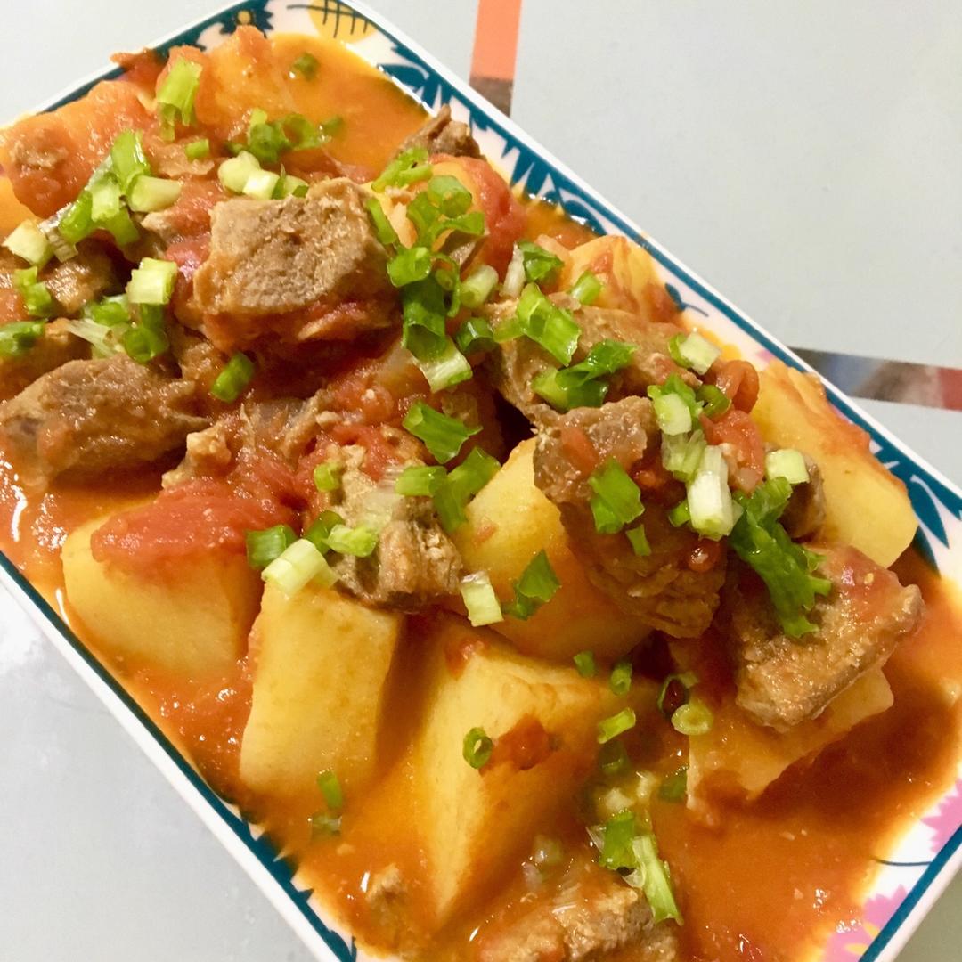 番茄土豆炖牛腩