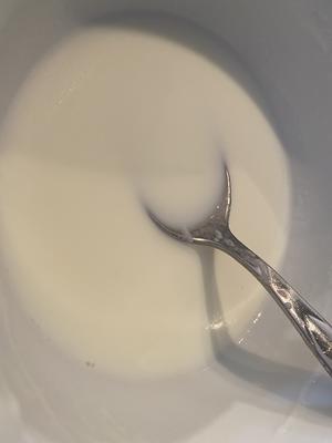 传统希腊酸奶（不用酸奶机，传统味道传统做法）痴迷健康的Ella的做法 步骤2