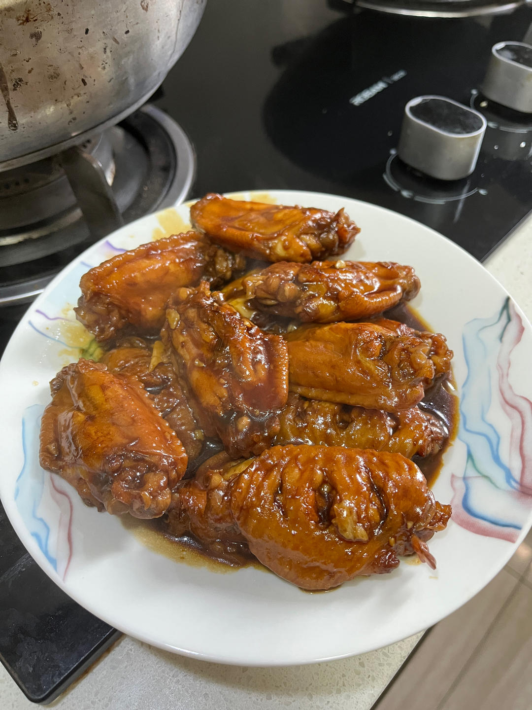 妈妈家的味道，吃了停不下来的红烧鸡翅