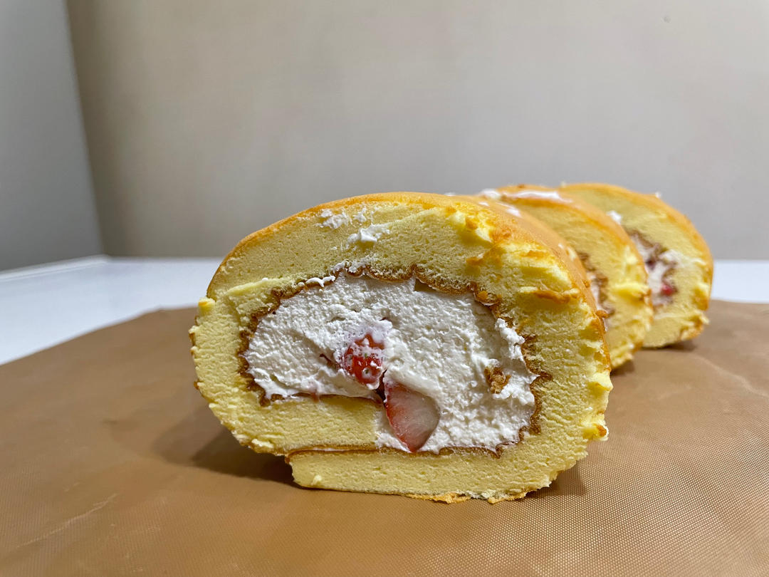 蛋糕卷这样做‼️不掉皮不开裂（小视频食谱）