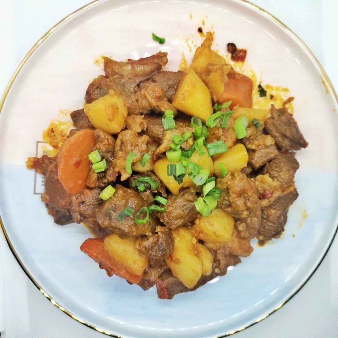 土豆烧牛腩
