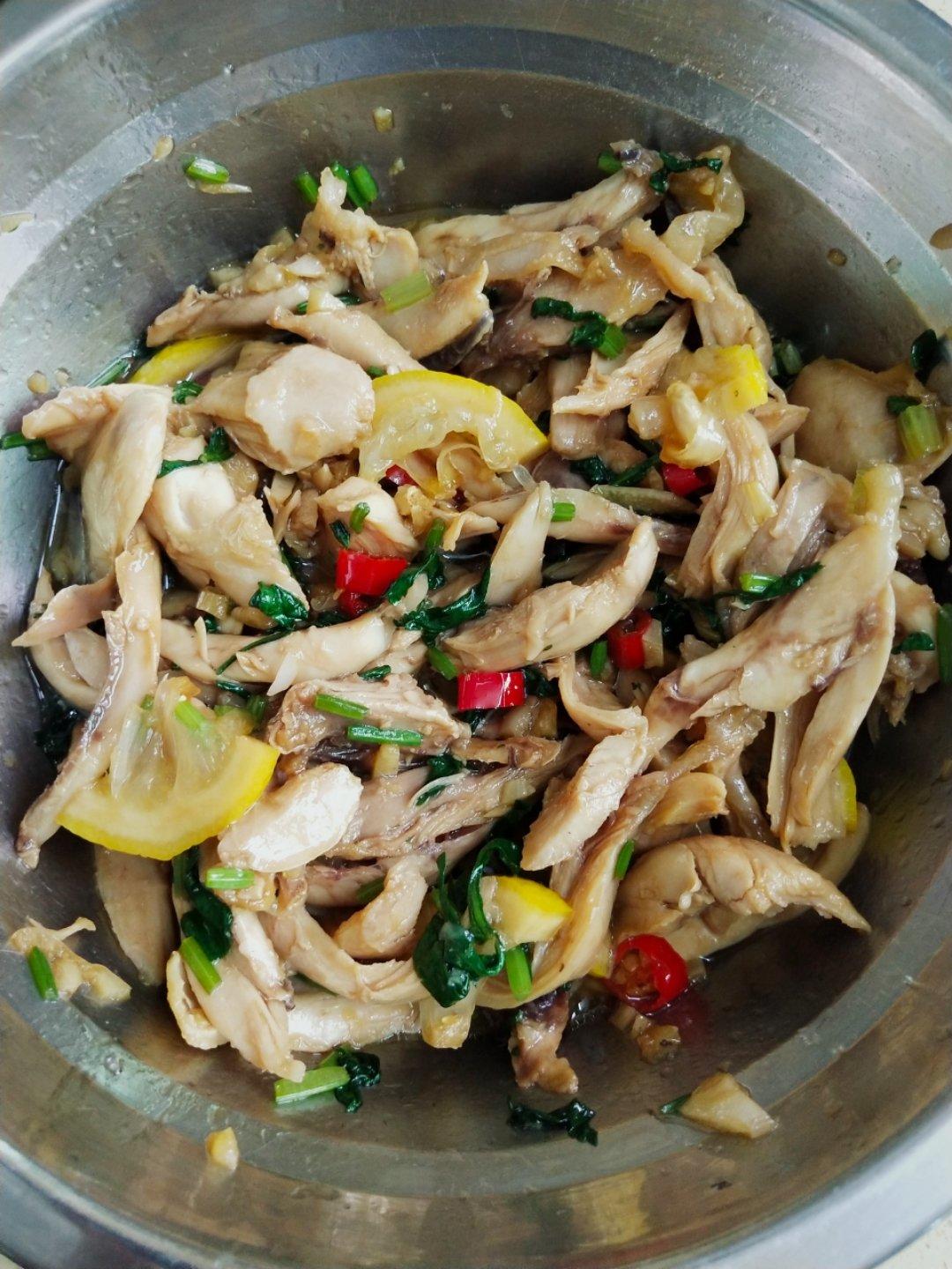 柠檬鸡腿肉