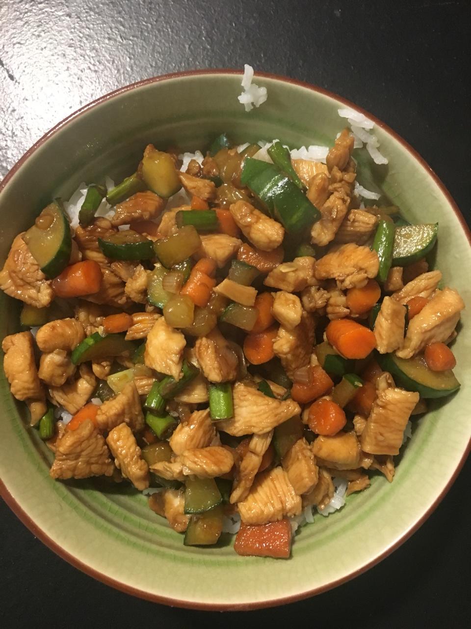 宫爆鸡丁(快手菜)