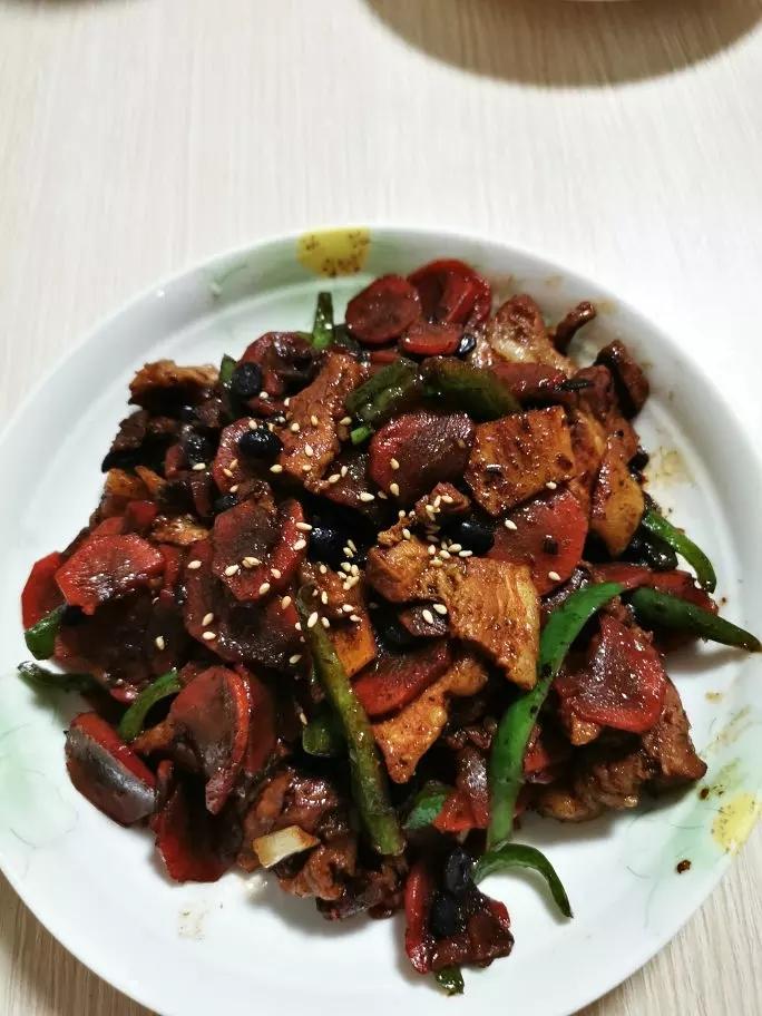 成都人家里的青椒回锅肉