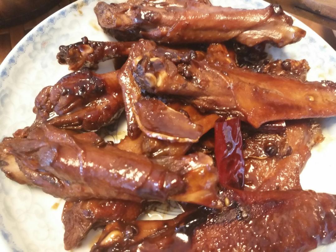 周黑鸭味～～～鸭翅 鸭爪