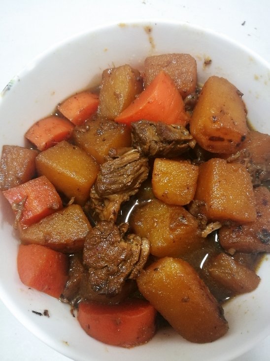 胡萝卜炖牛肉（电高压锅版）