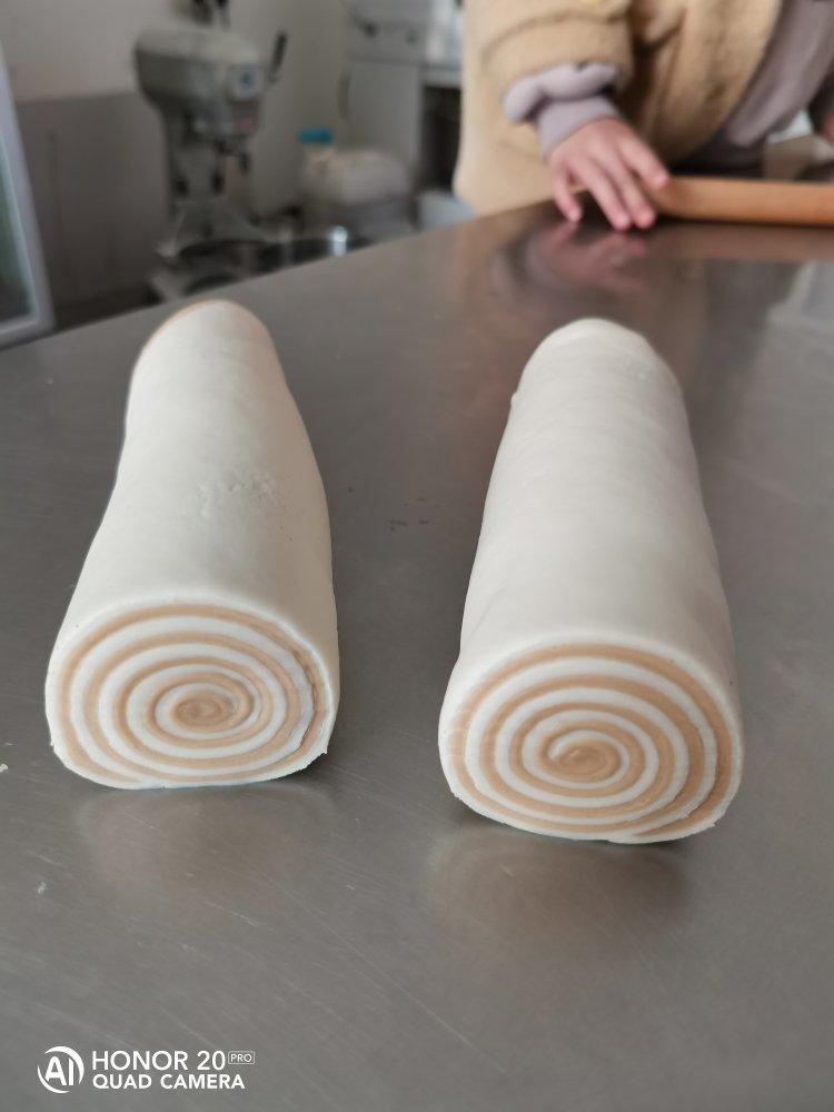 “猫耳朵”零食🥰咸、甜两种口味