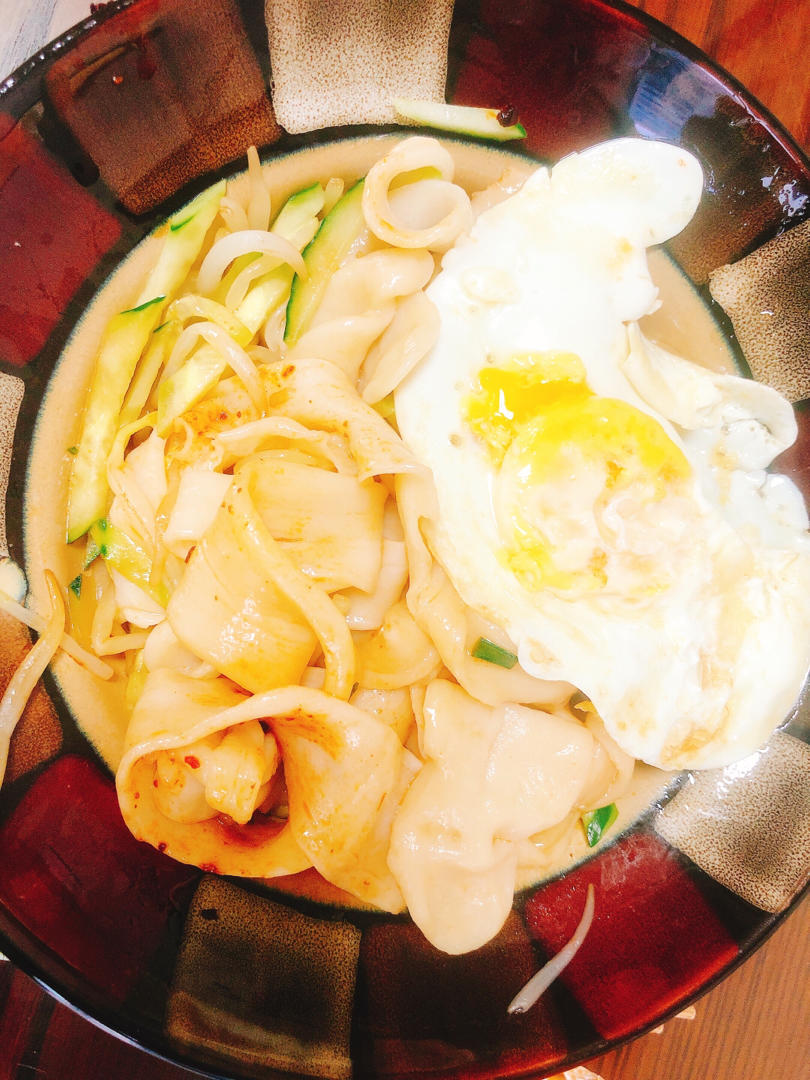 大碗宽面（油泼扯面）
