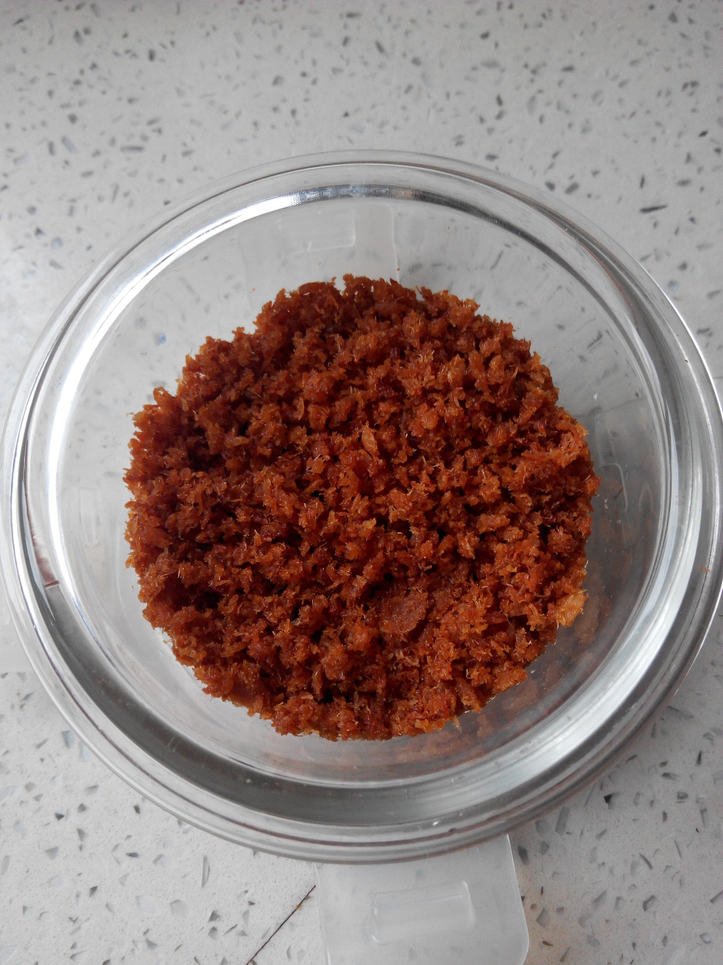 宝宝辅食：三文鱼松