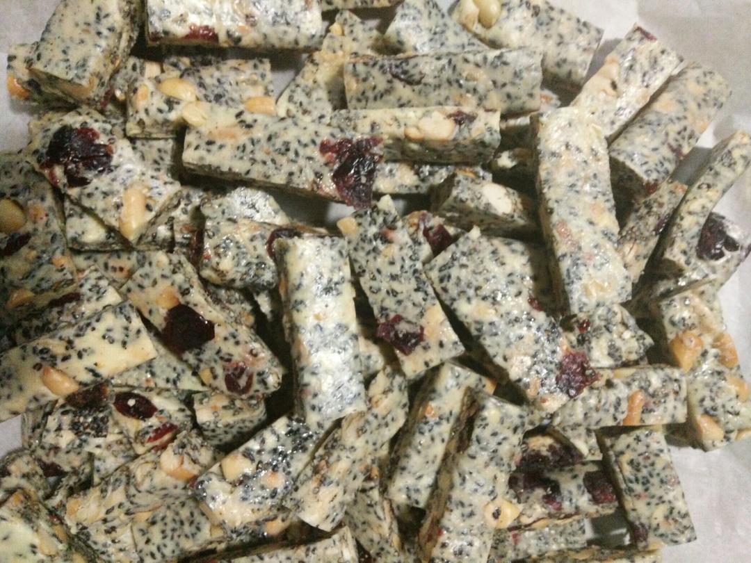 芝麻花生牛轧糖