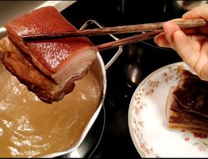 贵州风味: 家常炒腊肉的做法 步骤1