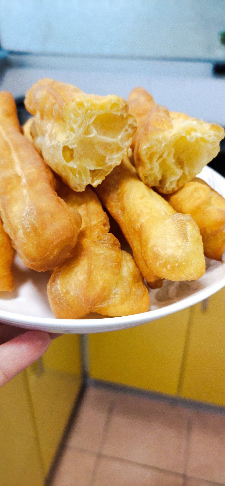 在家做蓬松酥软的小油条