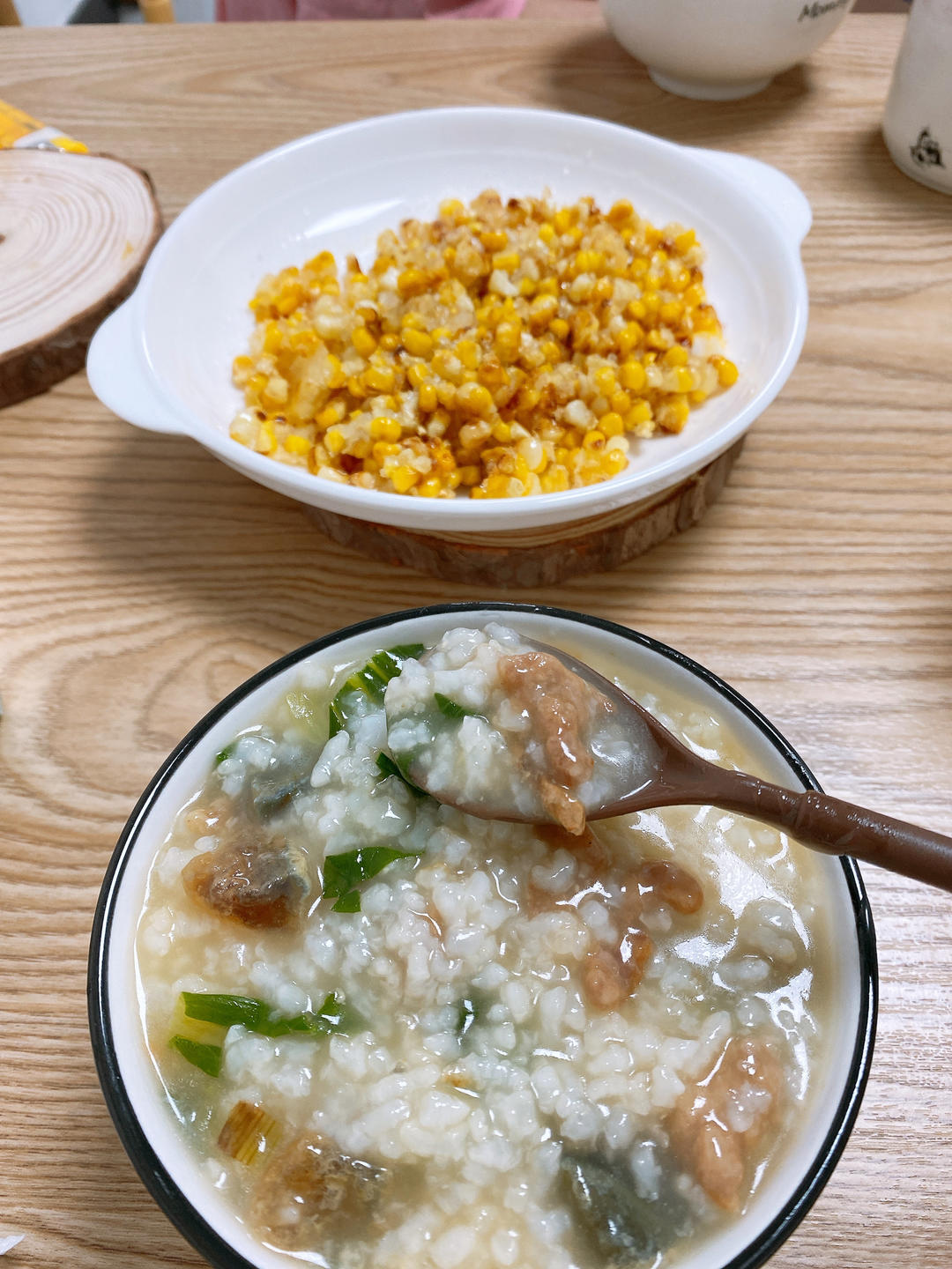 妈妈👩教我做的皮蛋瘦肉粥🥣简单快捷美味😋