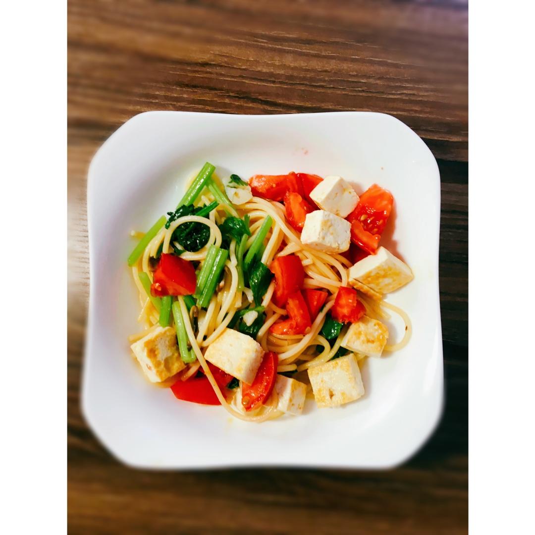 极简的美味──蒜油意面