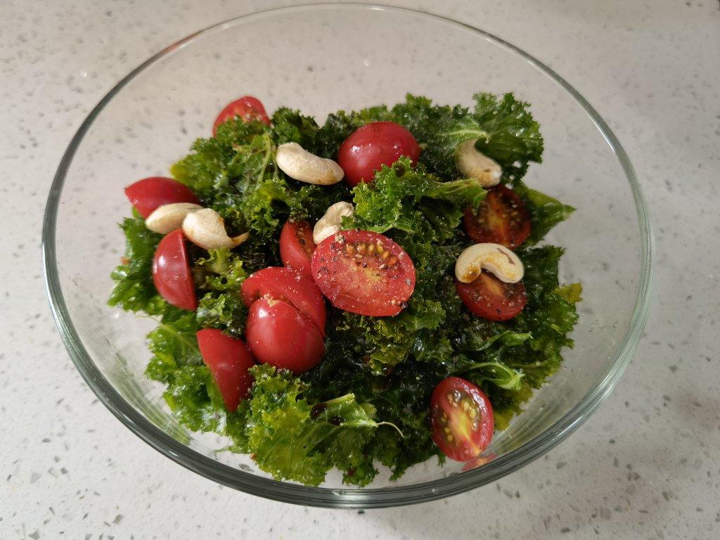 黑醋牛油果羽衣甘蓝蔬果沙拉 素食