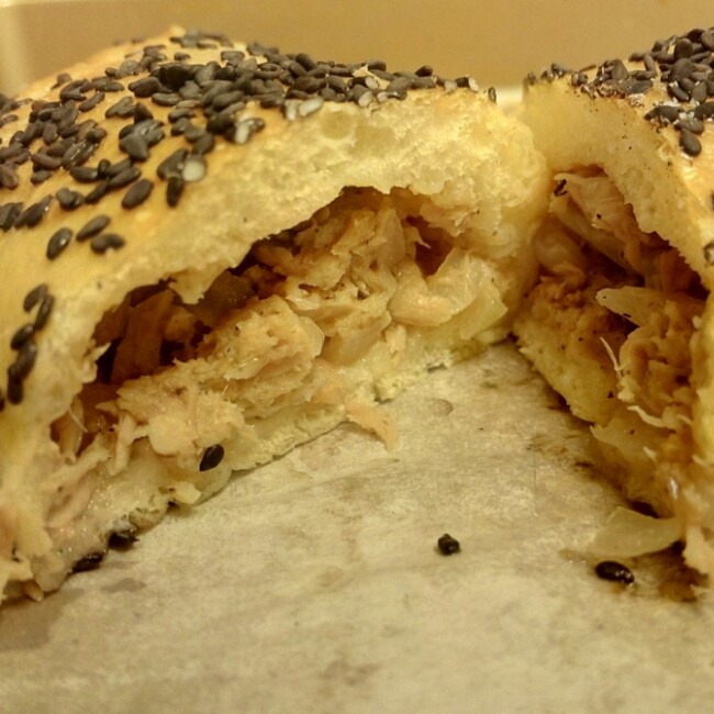 浓香金枪鱼面包