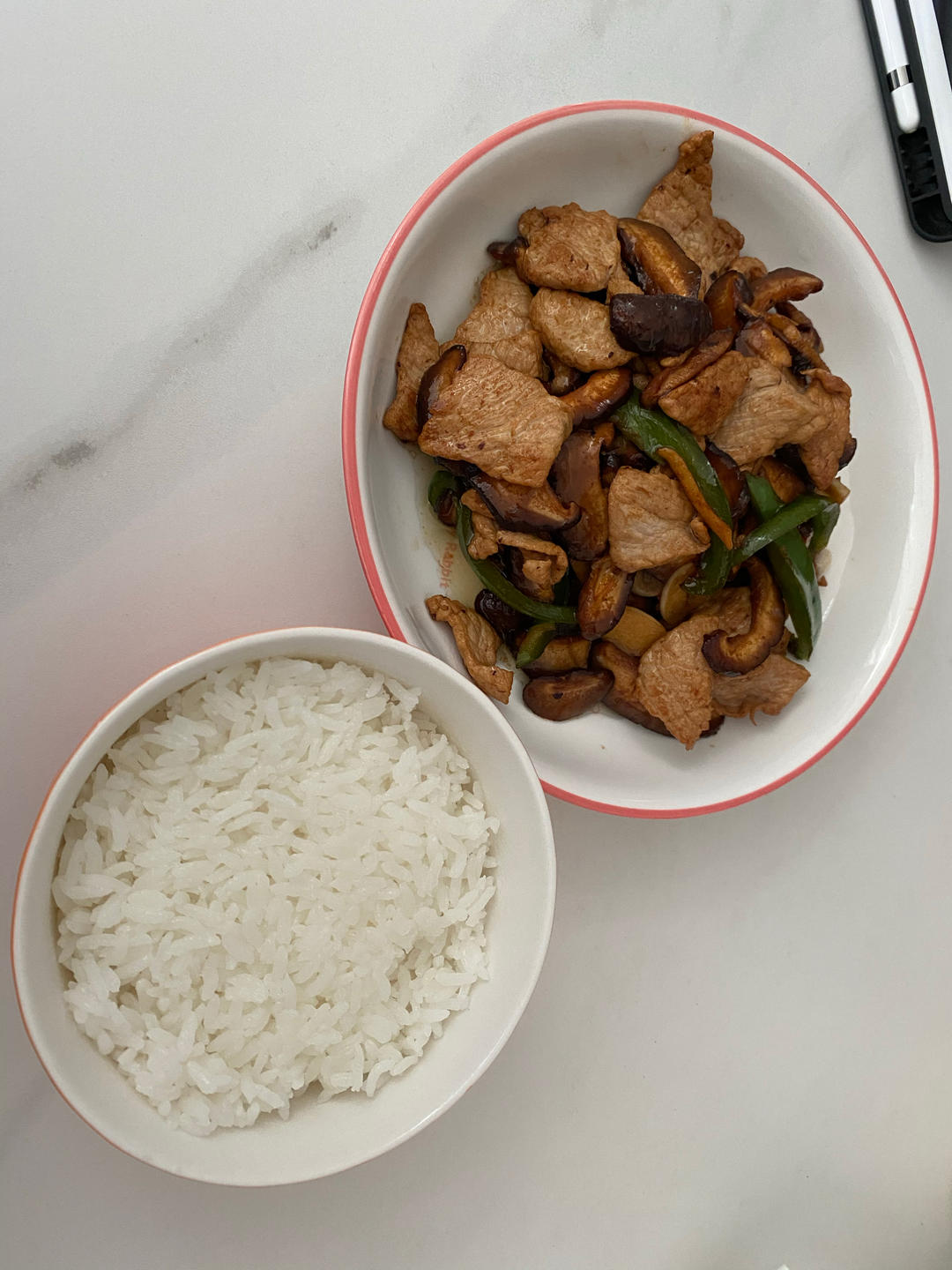 香菇炒肉｜贼香