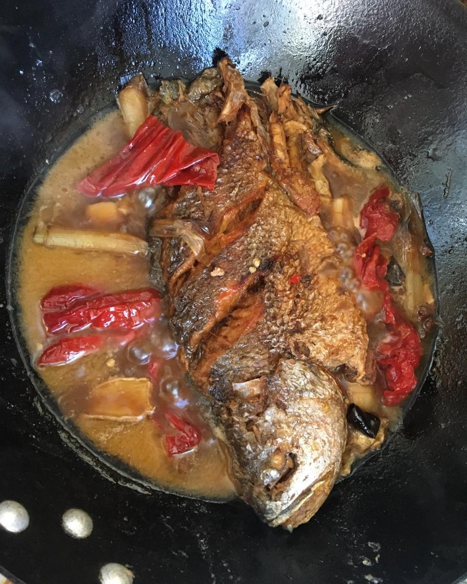 家常红烧鱼
