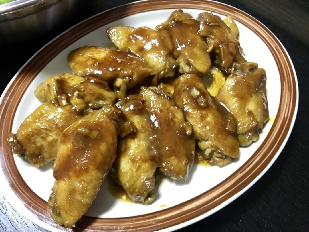 蒜香蚝油鸡翅中
