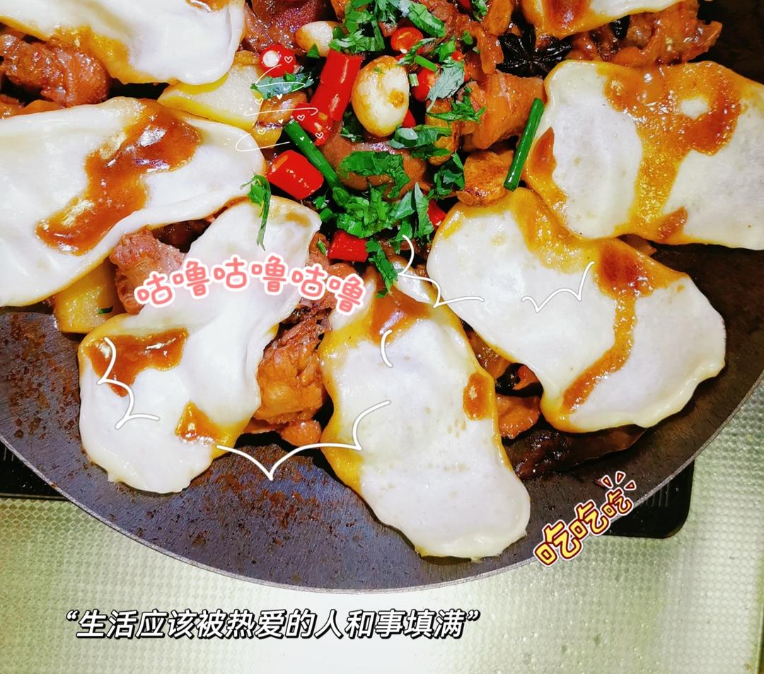 地锅鸡贴饼子