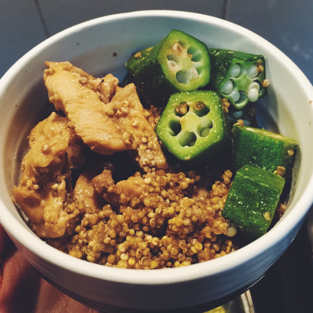 【健康三餐】鸡胸蒸藜麦饭