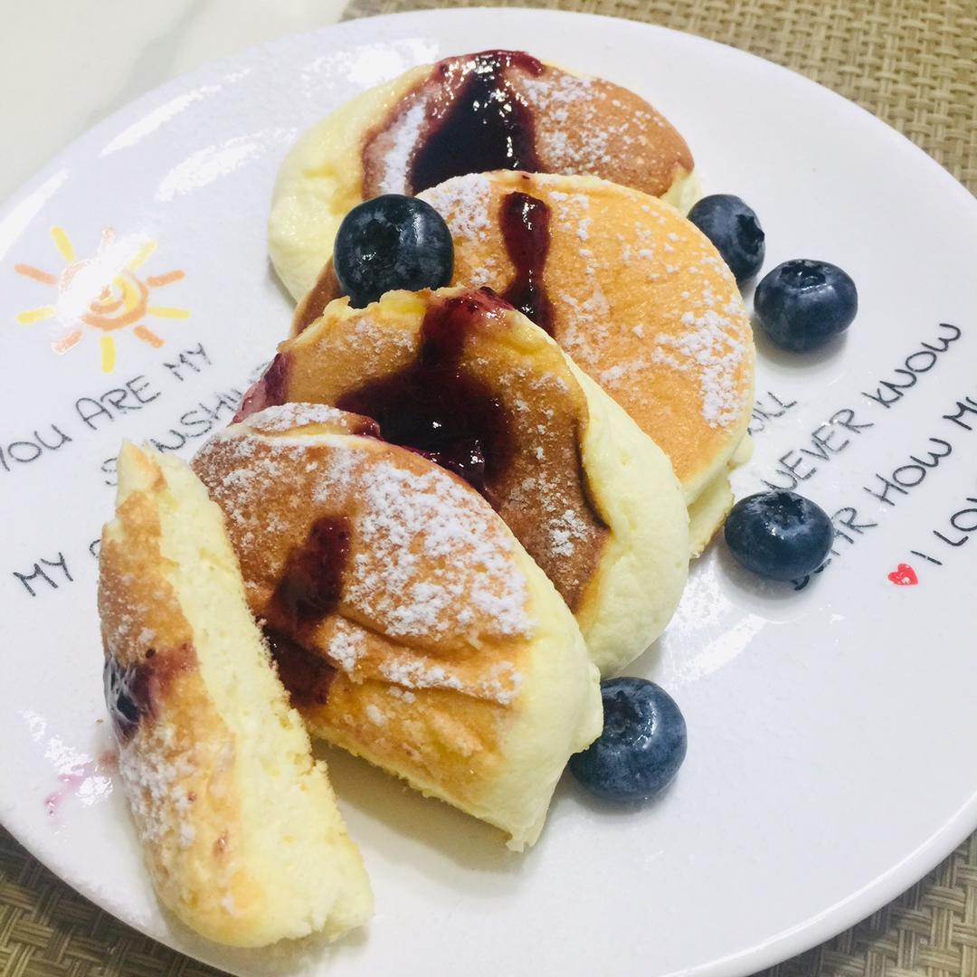 墨非的酸奶舒芙蕾松饼