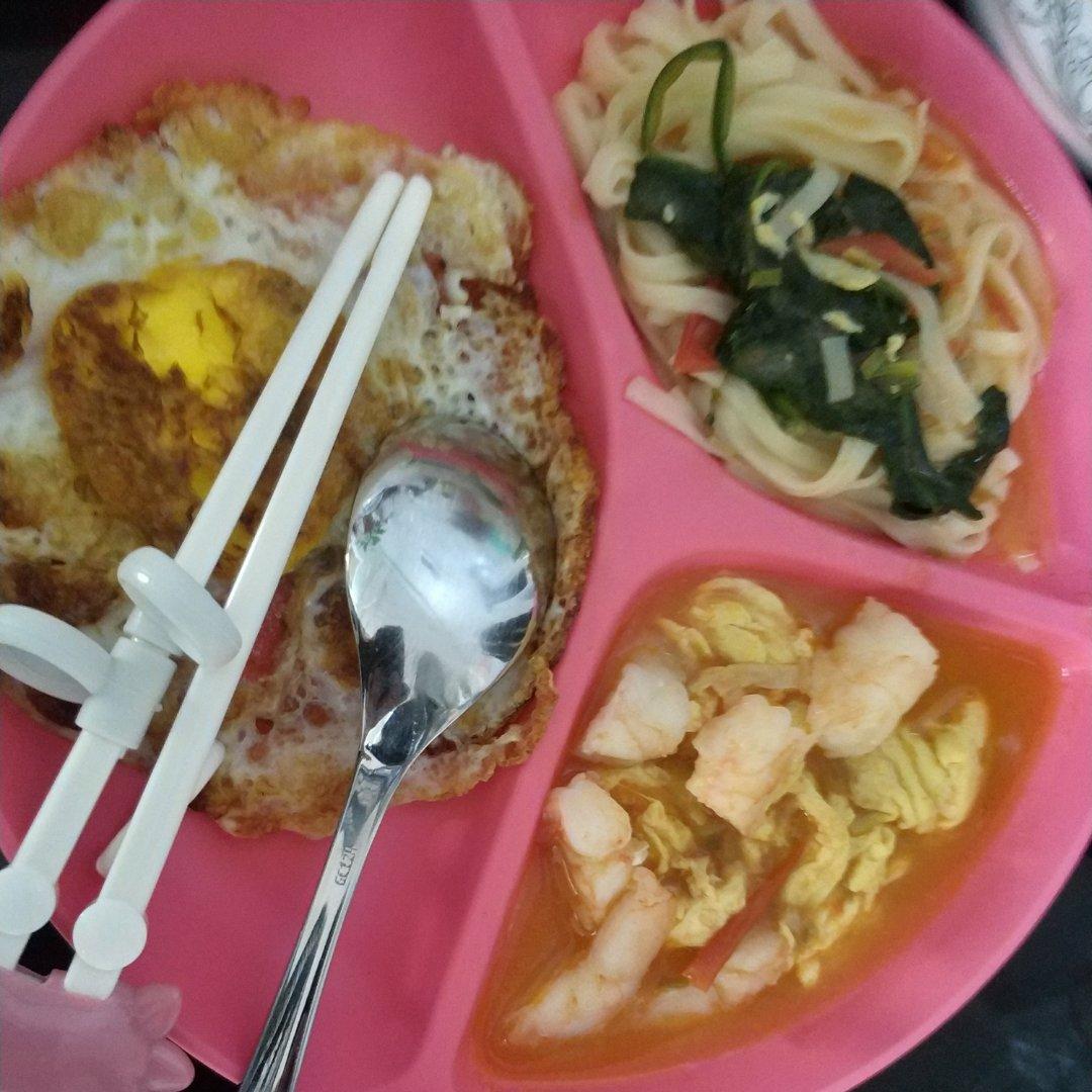 番茄鸡蛋虾仁面