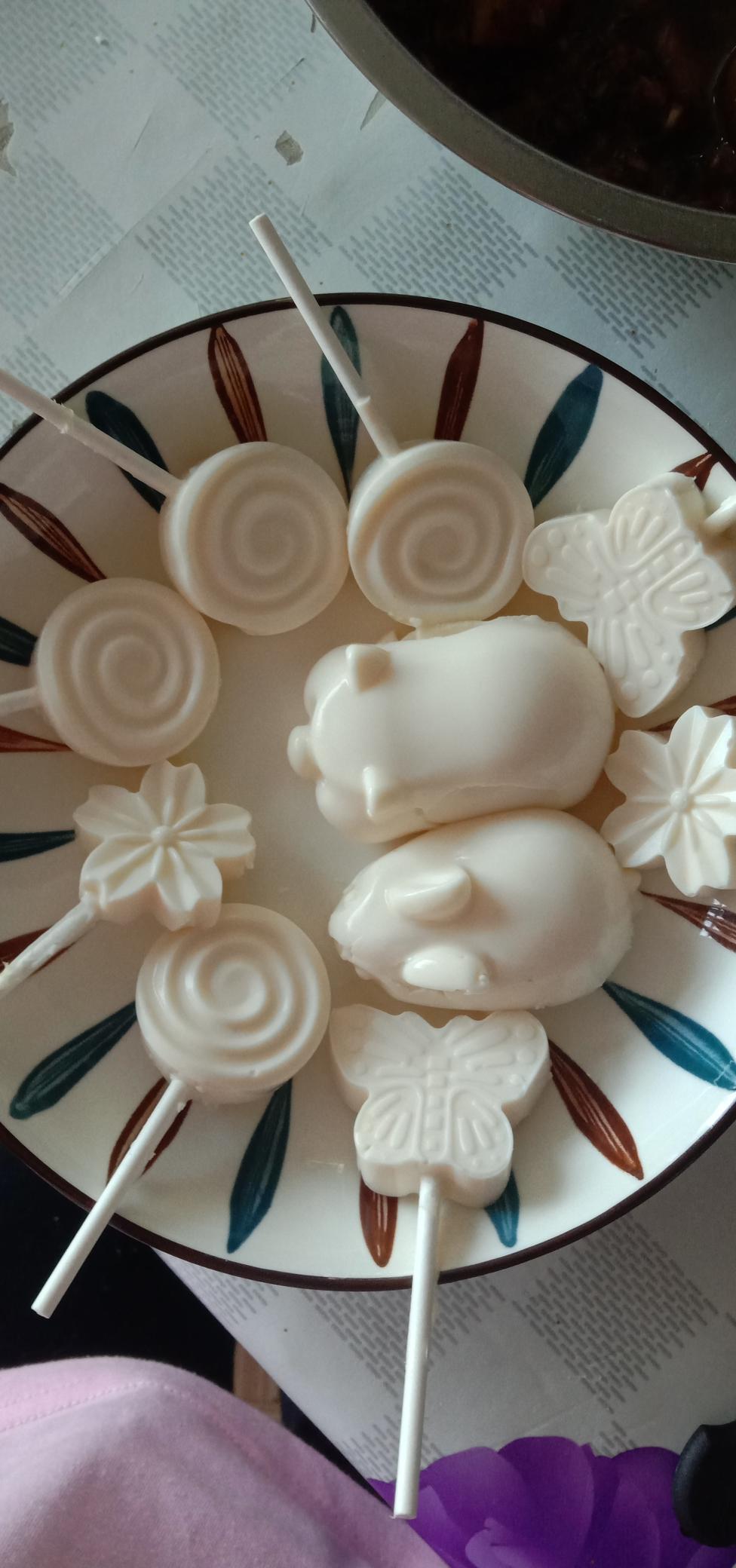 小兔子牛奶果冻(吉利丁片版)