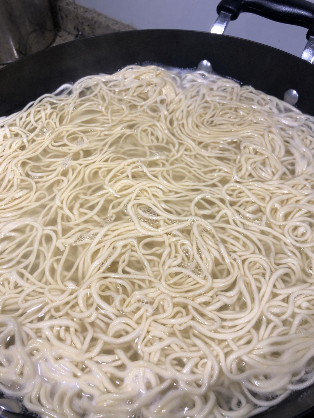 厨师机版鸡蛋手擀面