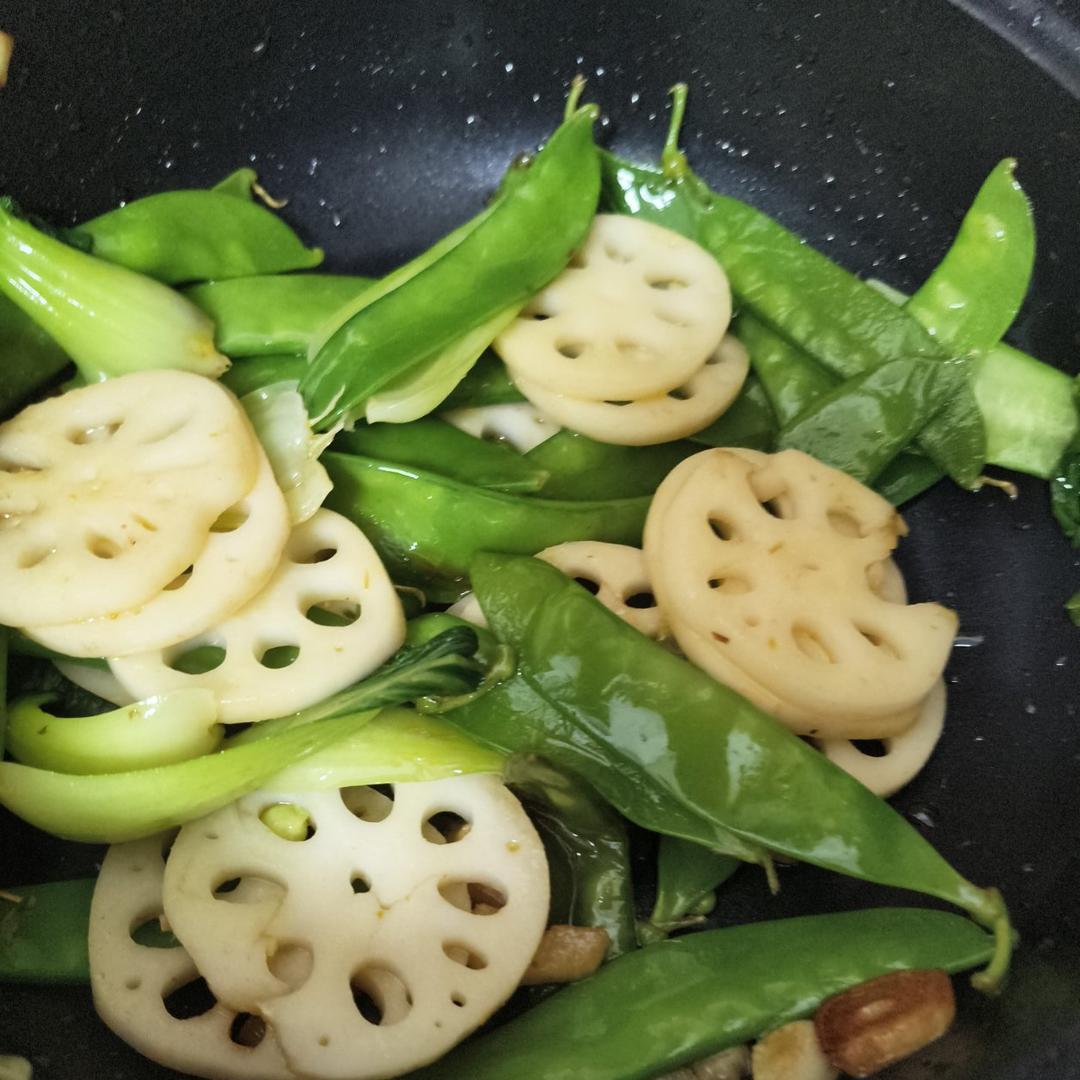 荷塘月色🌙荷兰豆炒藕片