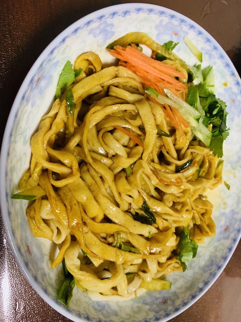葱油拌面Spring Onion Noodles