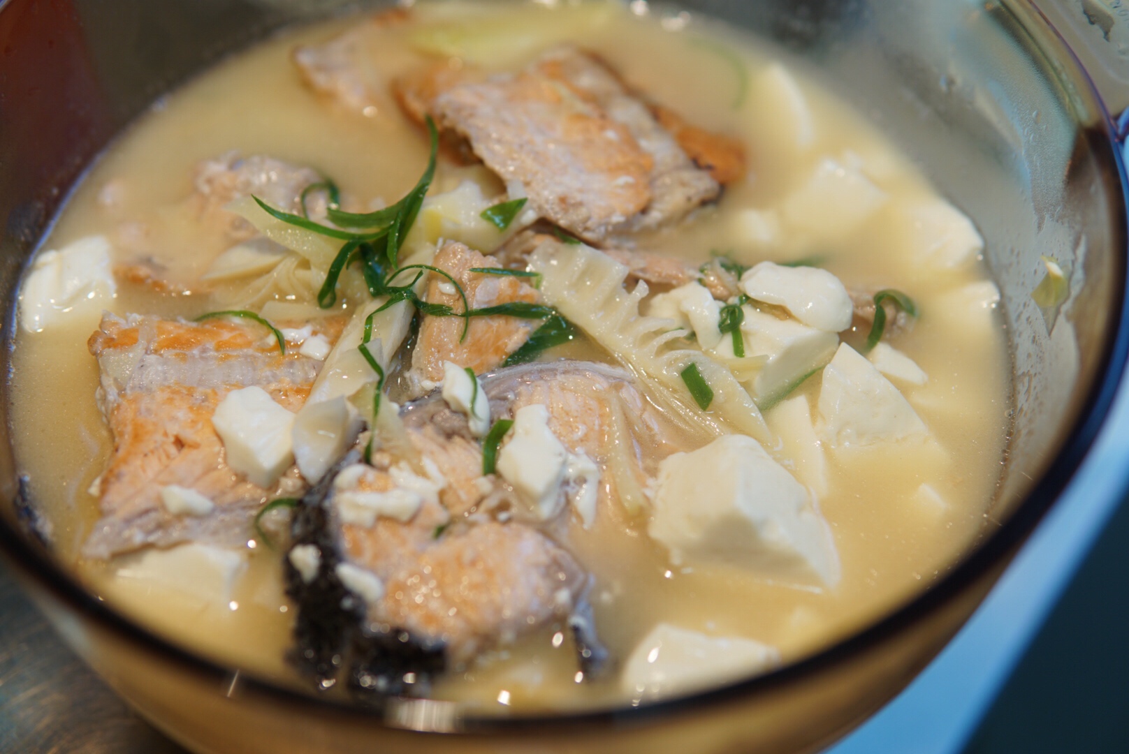 三文鱼排豆腐汤