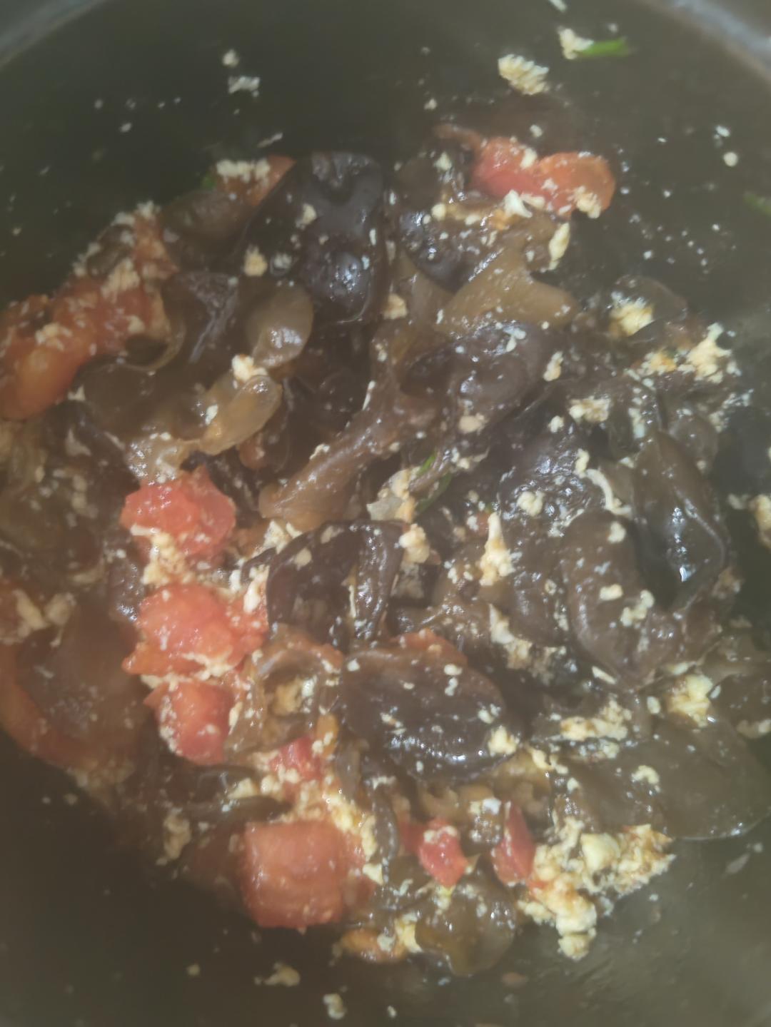 黑木耳番茄炒鸡蛋