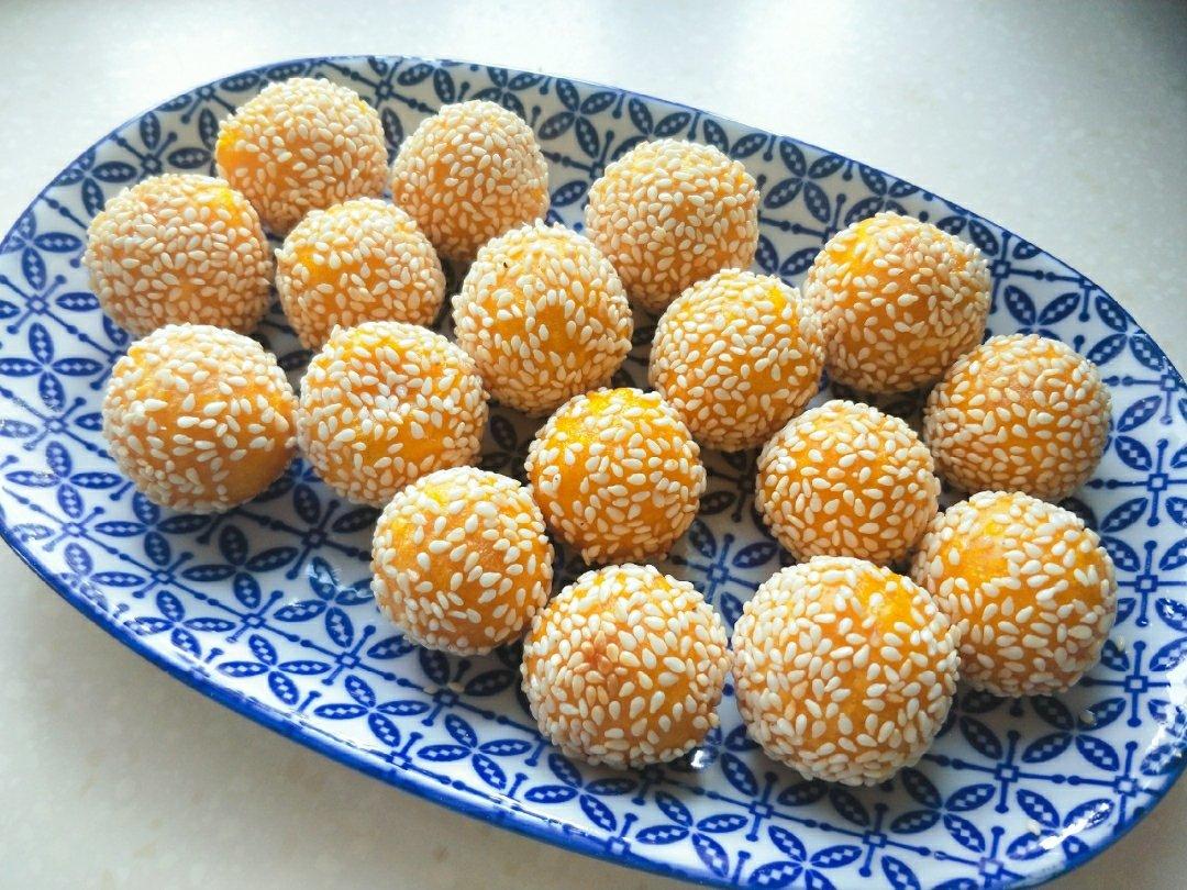 “南瓜芝麻球”聚餐必做小点心