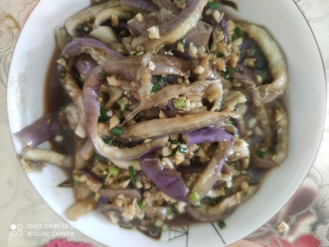 蒜泥茄子（蒸）