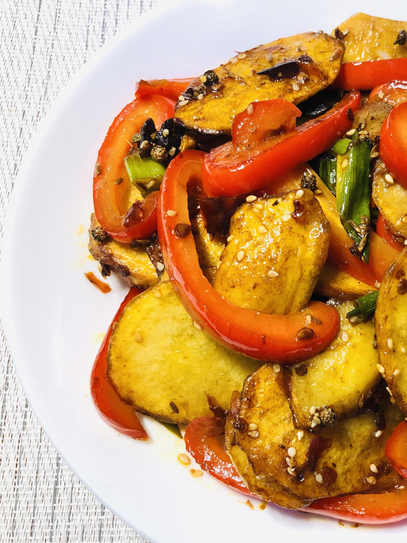 「干锅土豆片」